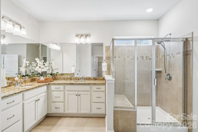 128 Van Gogh Trail, Mount Holly, NC 28120