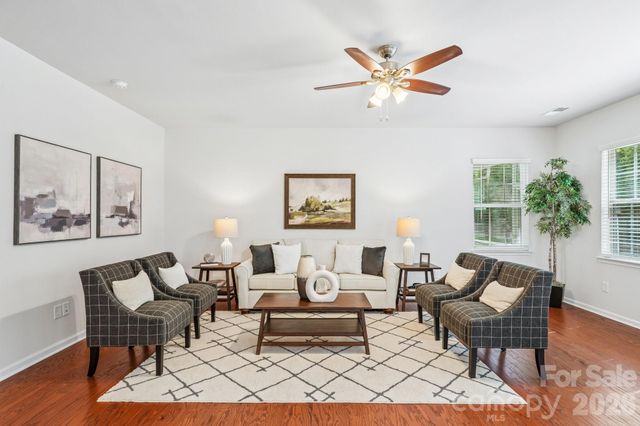 128 Van Gogh Trail, Mount Holly, NC 28120