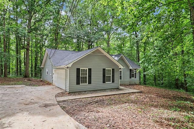 160 Vineyards Drive, Newnan, GA 30265