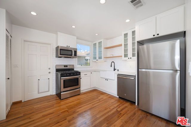 6029 W 86th Place, Los Angeles, CA 90045