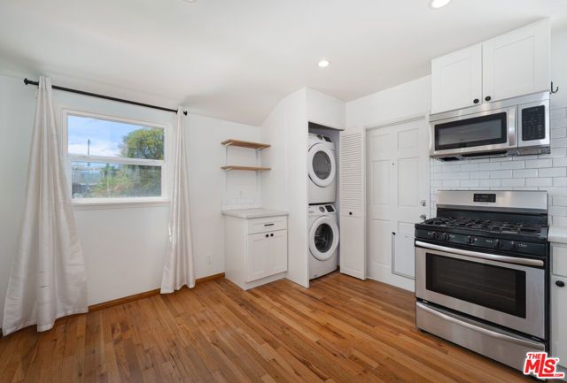 6029 W 86th Place, Los Angeles, CA 90045