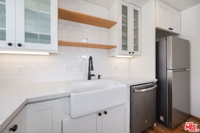 6029 W 86th Place, Los Angeles, CA 90045