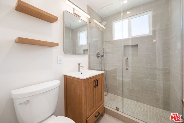 6029 W 86th Place, Los Angeles, CA 90045