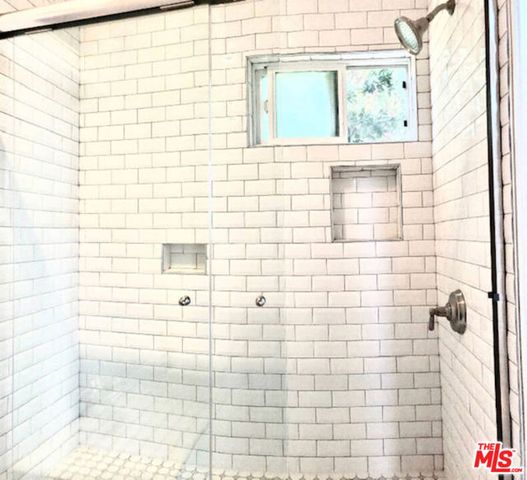 6029 W 86th Place, Los Angeles, CA 90045