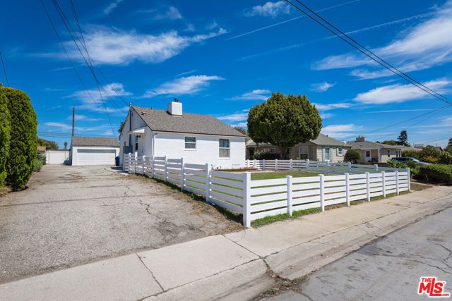 6029 W 86th Place, Los Angeles, CA 90045