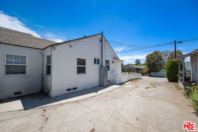 6029 W 86th Place, Los Angeles, CA 90045