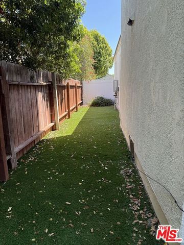 6029 W 86th Place, Los Angeles, CA 90045