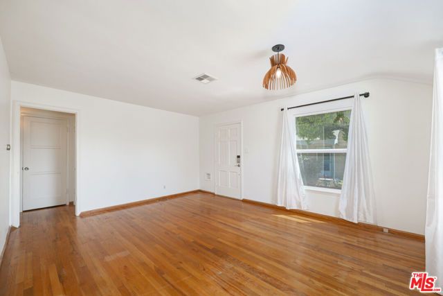 6029 W 86th Place, Los Angeles, CA 90045