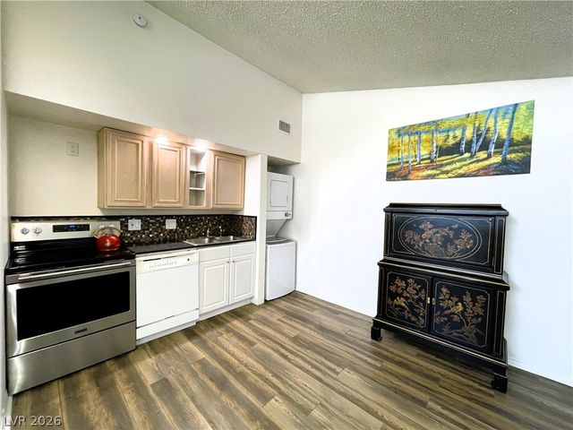 2275 East Desert Inn Road, Las Vegas, NV 89169