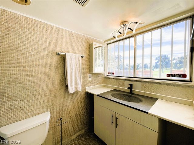 2275 East Desert Inn Road, Las Vegas, NV 89169