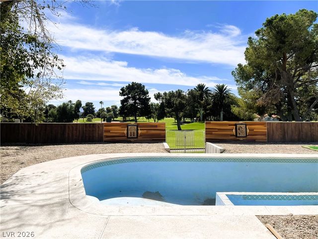 2275 East Desert Inn Road, Las Vegas, NV 89169