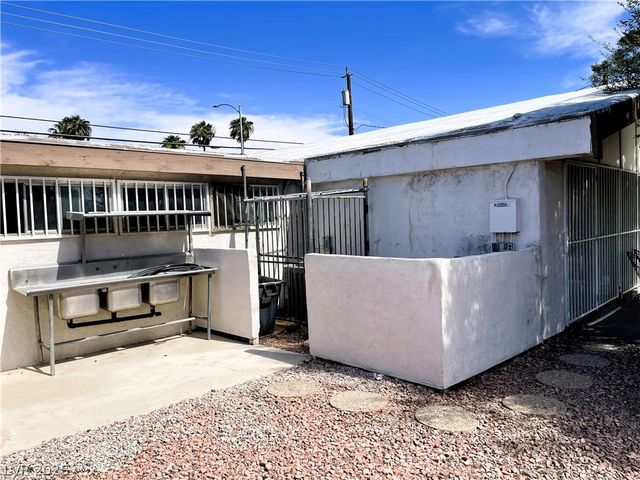 2275 East Desert Inn Road, Las Vegas, NV 89169