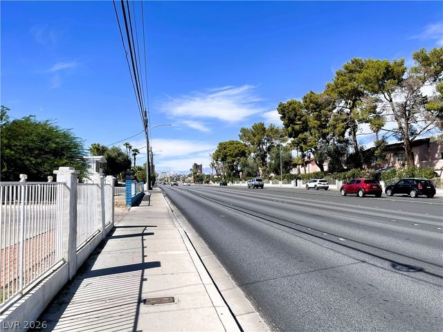 2275 East Desert Inn Road, Las Vegas, NV 89169