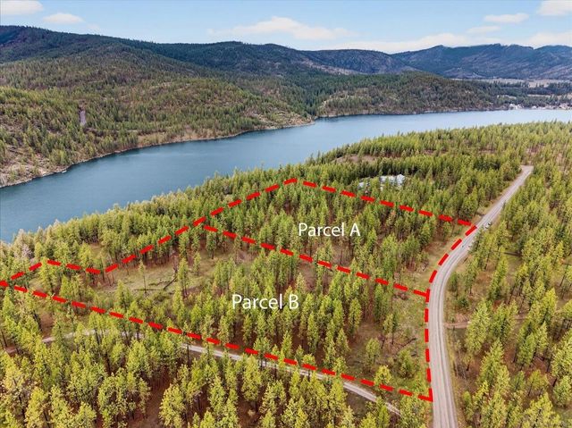 23600 N McLellan Ln, Nine Mile Falls, WA 99026