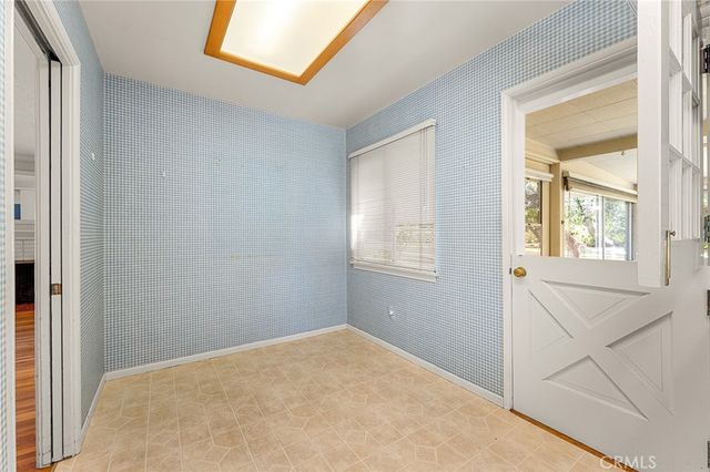 947 Nottingham Drive, Redlands, CA 92373