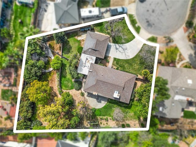 947 Nottingham Drive, Redlands, CA 92373