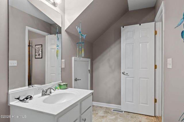 101 Ole Field Circle C, Newport, NC 28570