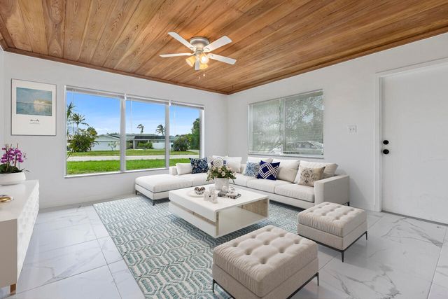 1412 Bayshore Drive, Fort Pierce, FL 34949