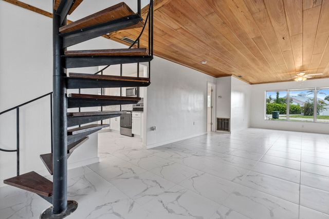 1412 Bayshore Drive, Fort Pierce, FL 34949