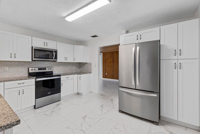 1412 Bayshore Drive, Fort Pierce, FL 34949