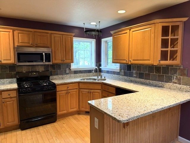 4569 N WOODS Drive, Erie, PA 16511