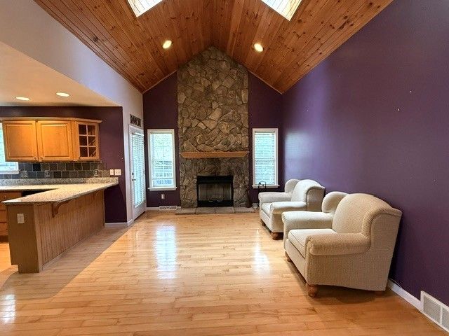 4569 N WOODS Drive, Erie, PA 16511