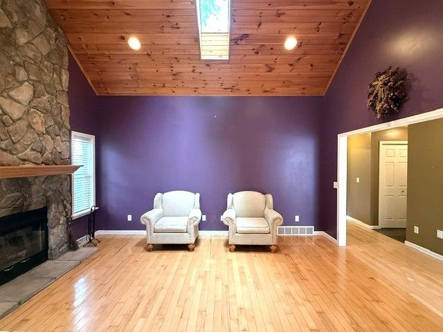 4569 N WOODS Drive, Erie, PA 16511