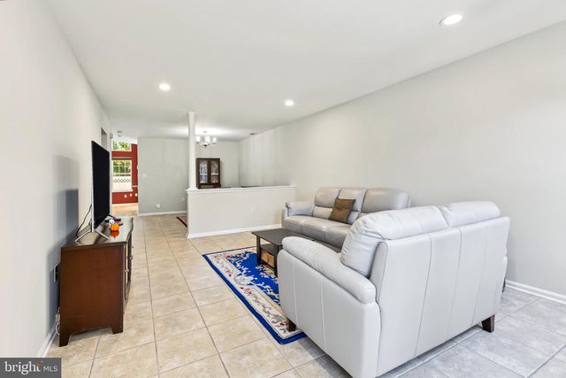 103 CRESTSTONE CIR, Princeton, NJ 08540