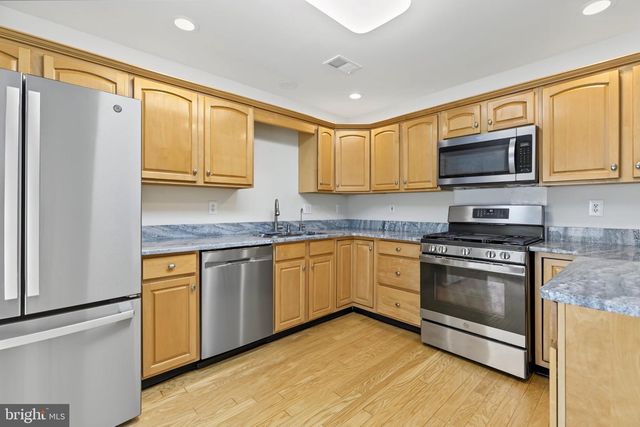 103 CRESTSTONE CIR, Princeton, NJ 08540