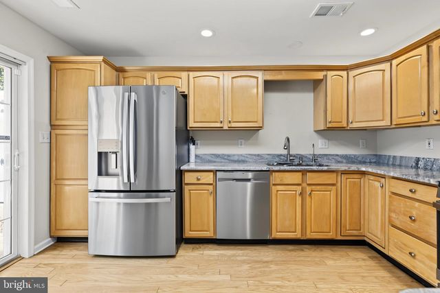103 CRESTSTONE CIR, Princeton, NJ 08540