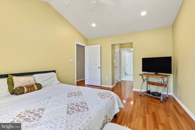 103 CRESTSTONE CIR, Princeton, NJ 08540