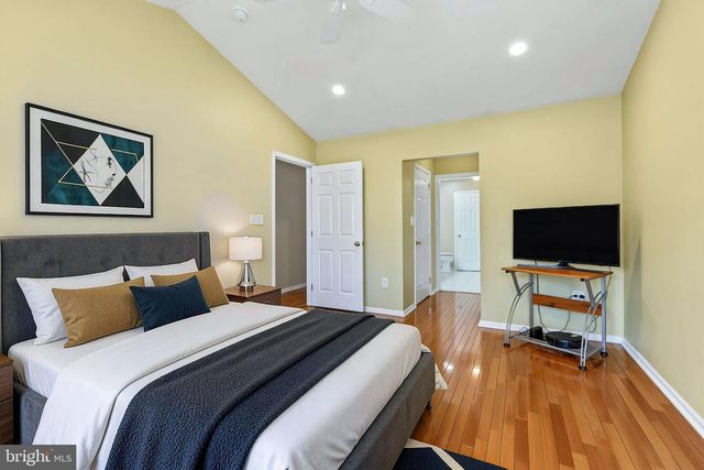 103 CRESTSTONE CIR, Princeton, NJ 08540