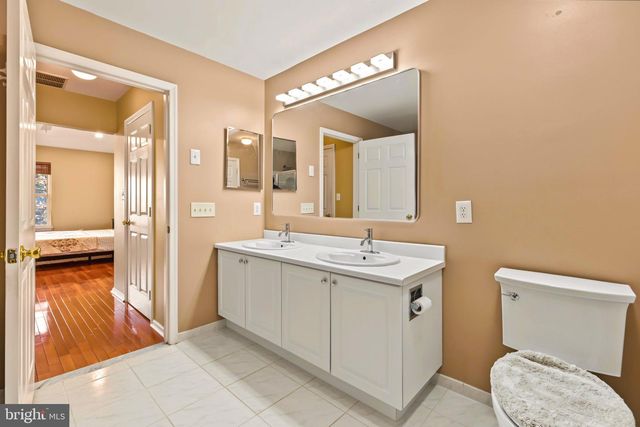 103 CRESTSTONE CIR, Princeton, NJ 08540