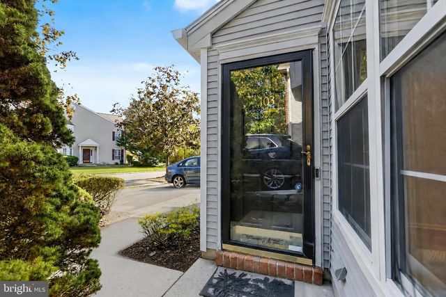 103 CRESTSTONE CIR, Princeton, NJ 08540
