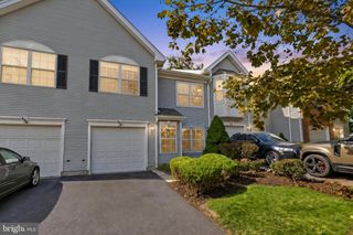 103 CRESTSTONE CIR, Princeton, NJ 08540