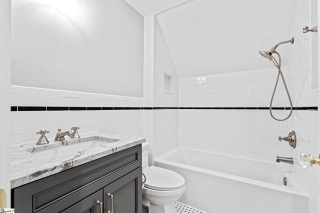 516 Cleveland Street, Greenville, SC 29601