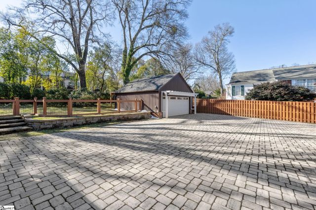 516 Cleveland Street, Greenville, SC 29601