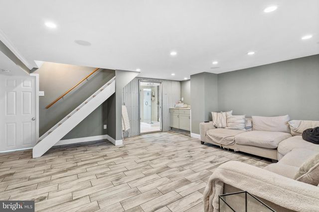 12449 SWEET BRIAR RD, Philadelphia, PA 19154