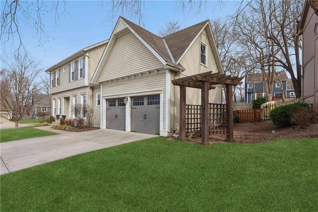11501 Conser Street, Overland Park, KS 66210