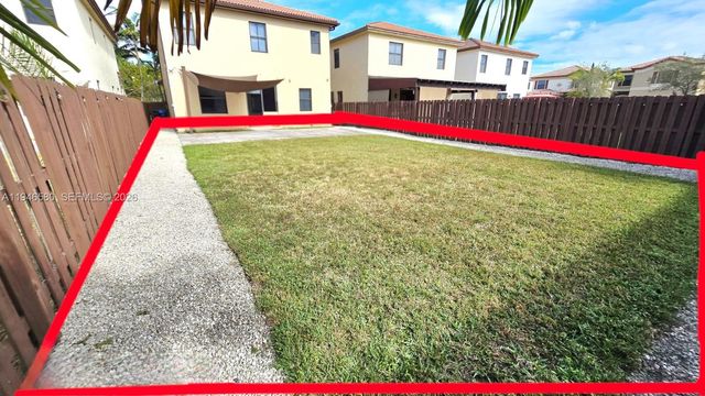 10032 NW 87th Ter, Doral, FL 33178