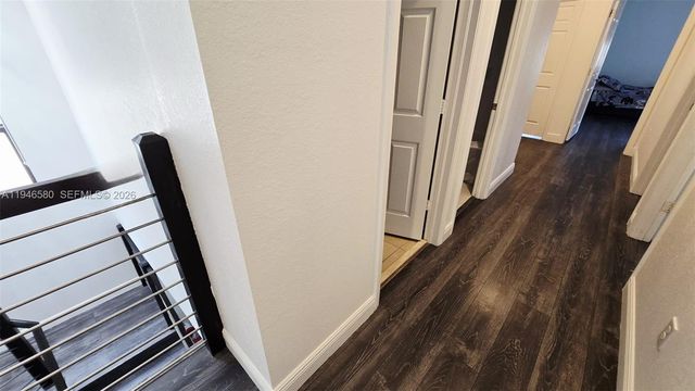 10032 NW 87th Ter, Doral, FL 33178