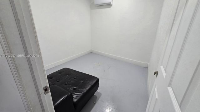 10032 NW 87th Ter, Doral, FL 33178