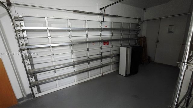 10032 NW 87th Ter, Doral, FL 33178