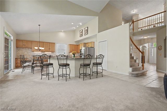 975 W Parkway Boulevard, Aurora, OH 44202