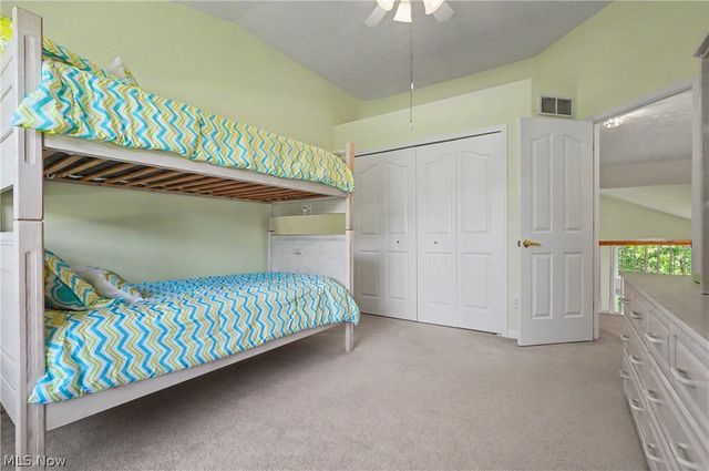 975 W Parkway Boulevard, Aurora, OH 44202