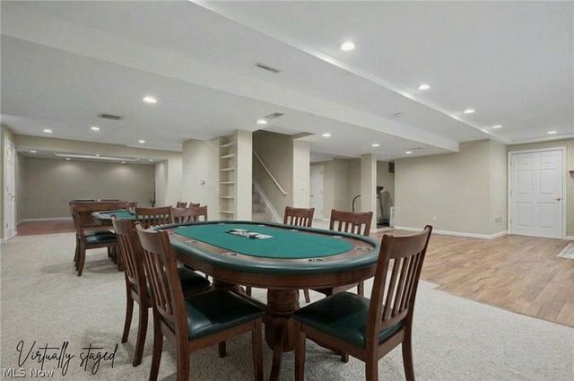 975 W Parkway Boulevard, Aurora, OH 44202