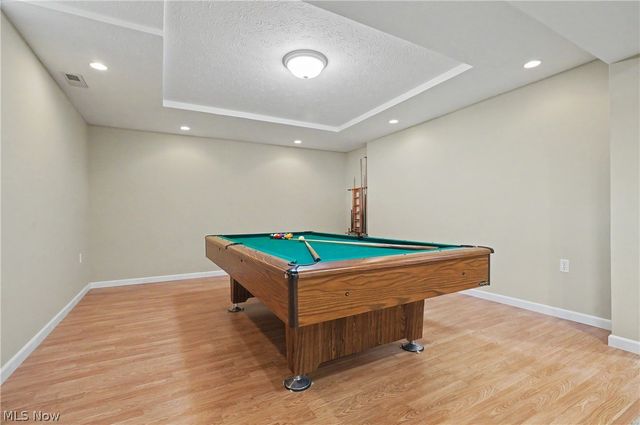 975 W Parkway Boulevard, Aurora, OH 44202