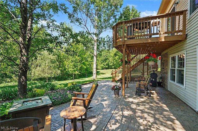 975 W Parkway Boulevard, Aurora, OH 44202
