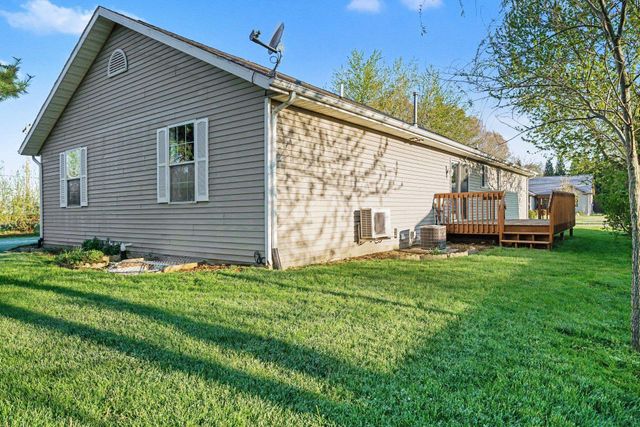 12454 Stoney Drive, Middlebury, IN 46540