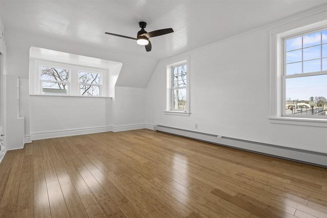 2157 RIVERSIDE AVENUE, Marinette, WI 54143